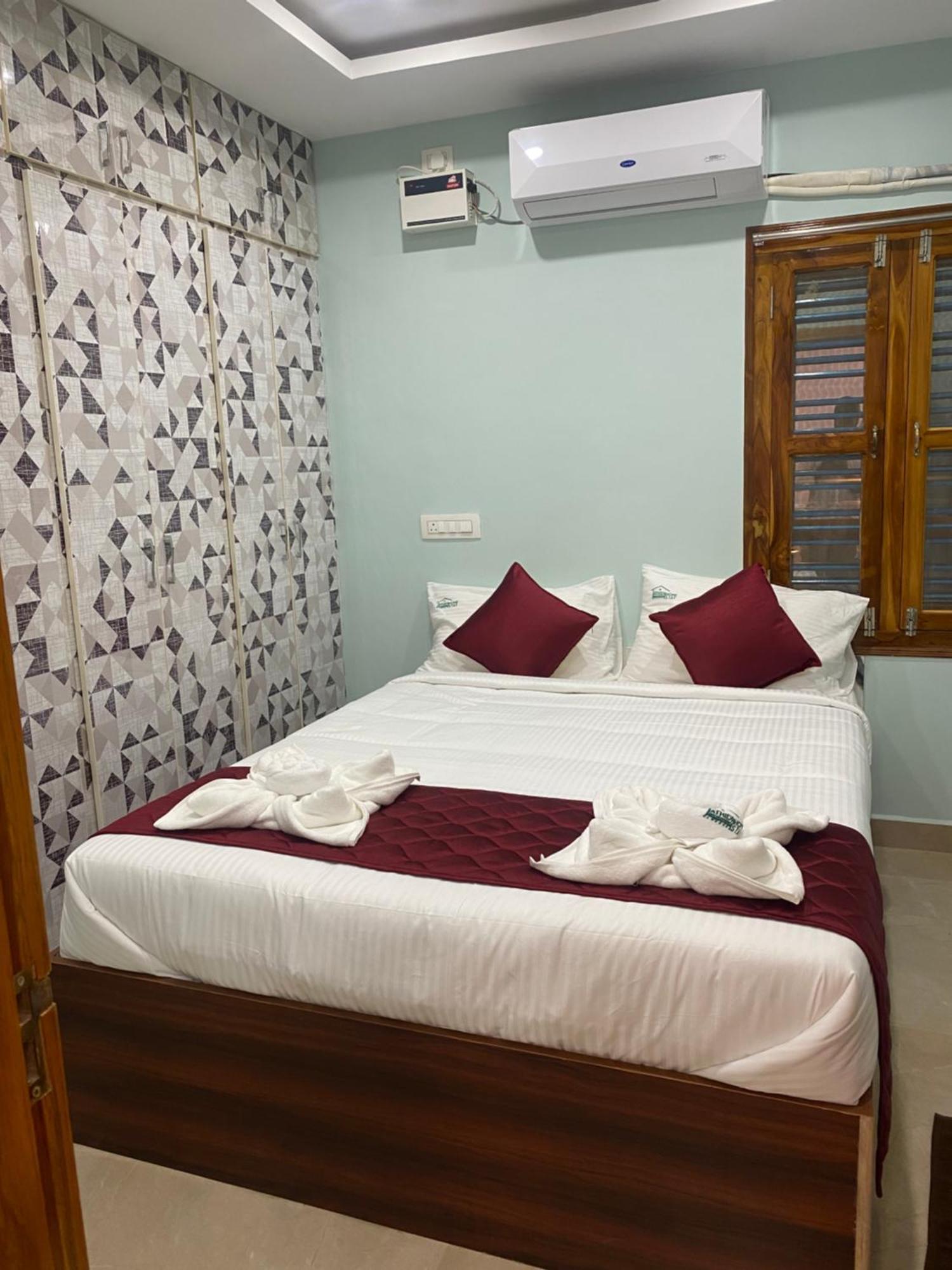 Athidi Luxury Home Stay Tirupati Exterior photo